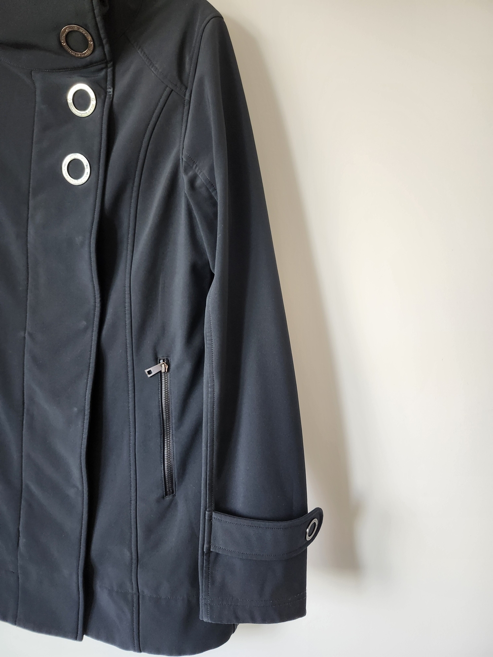 Lululemon Black Audrey Soft Shell Long Jacket Zipper & Snaps Pocket - Picture 5 of 15